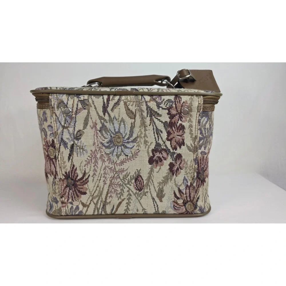 Jordache Train Case Womens Brown Floral Tapestry Makeup Vanity Bag Handle VTG